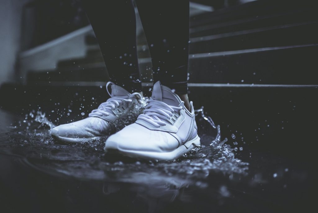 Équipement essentiel pour courir sous la pluie