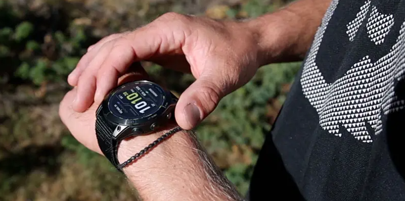 idée cadeau pour coureur Une montre connectée pour la course